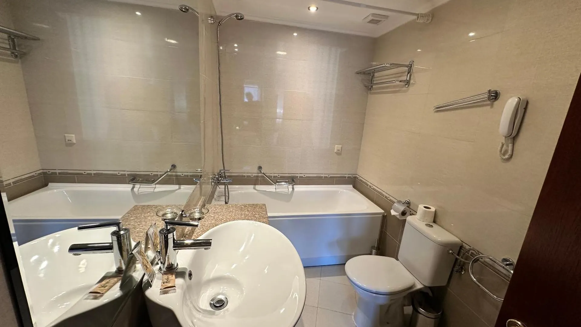Downtown Apartments Банско Болгария